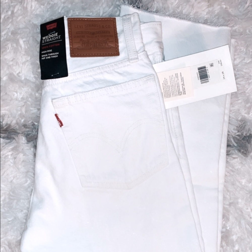 On hold do not buy Levis premium wedgie fit jeans